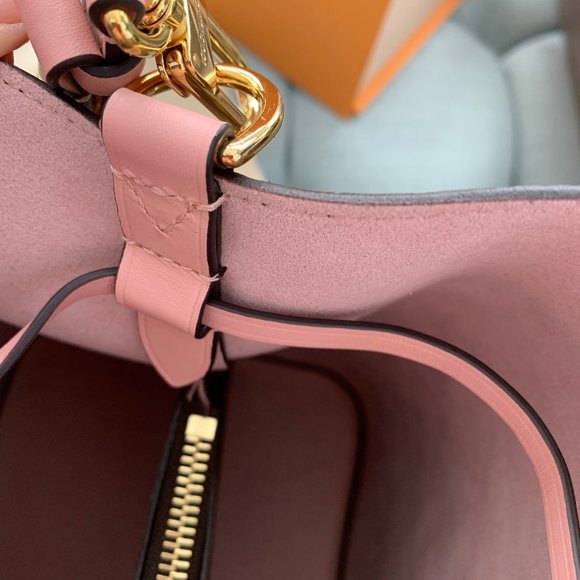 SOLD NEW Louis Vuitton Neo Noe Rose Poudre - Picture 5 of 11